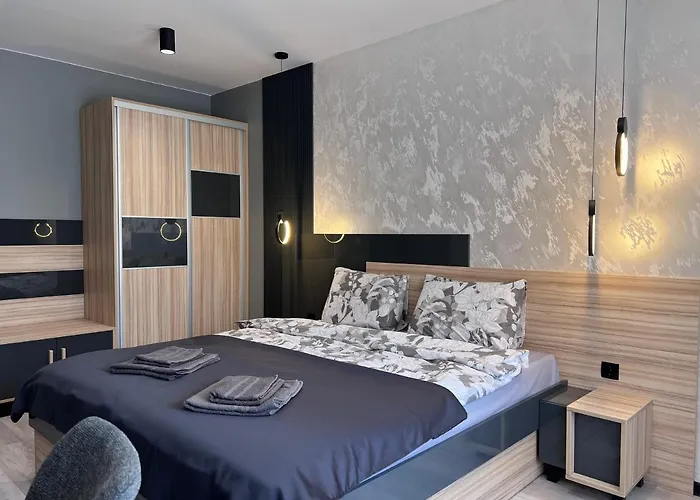 A-brilliant, New! Spacious & Modern In Whit Garage Апартаменты Варна