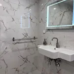 Apartment A-brilliant, New! Spacious & Modern In Whit Garage Varna