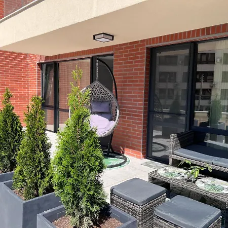 A-brilliant, New! Spacious & Modern In Whit Garage Varna