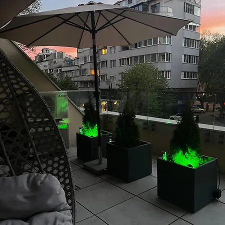 A-brilliant, New! Spacious & Modern In Whit Garage Daire Varna