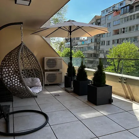 公寓 A-brilliant, New! Spacious & Modern In Whit Garage 瓦爾納