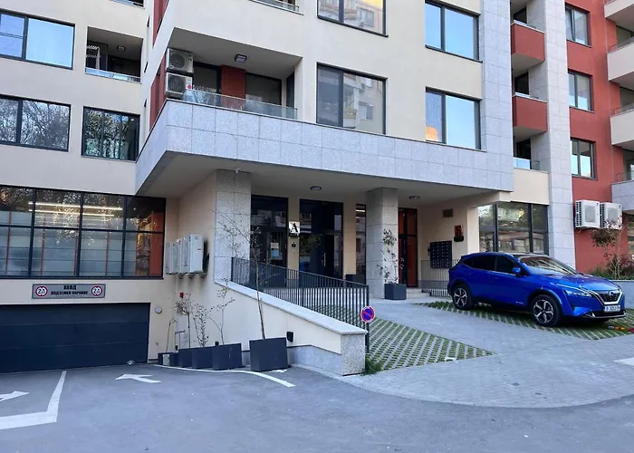 Apartment A-brilliant, New! Spacious & Modern In Whit Garage Varna